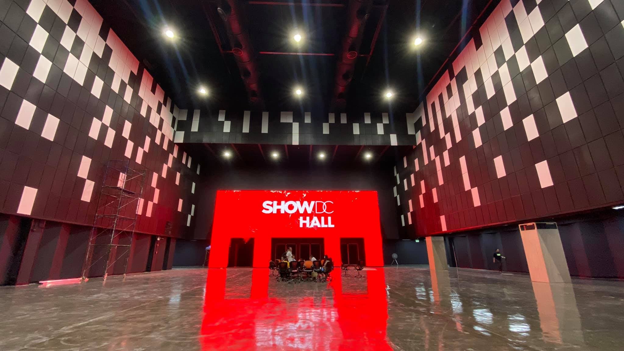 SHOW DC Hall