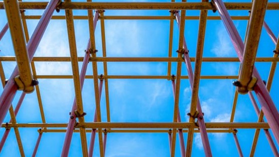 Structure Reveals Things